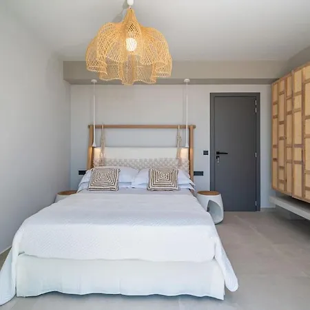Vila Luxury Gjovana's 1 Svoronata