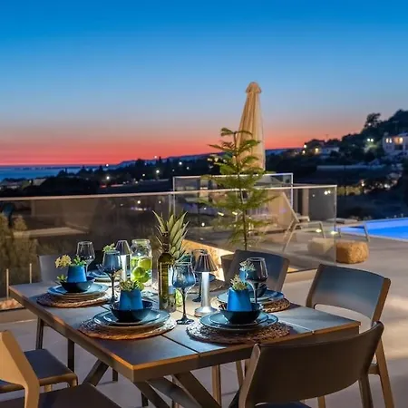 Luxury Gjovana's 1 Vila Svoronata