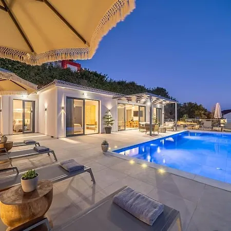 Villa Luxury Gjovana's 1 *